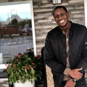 Meet your Posher, Foster